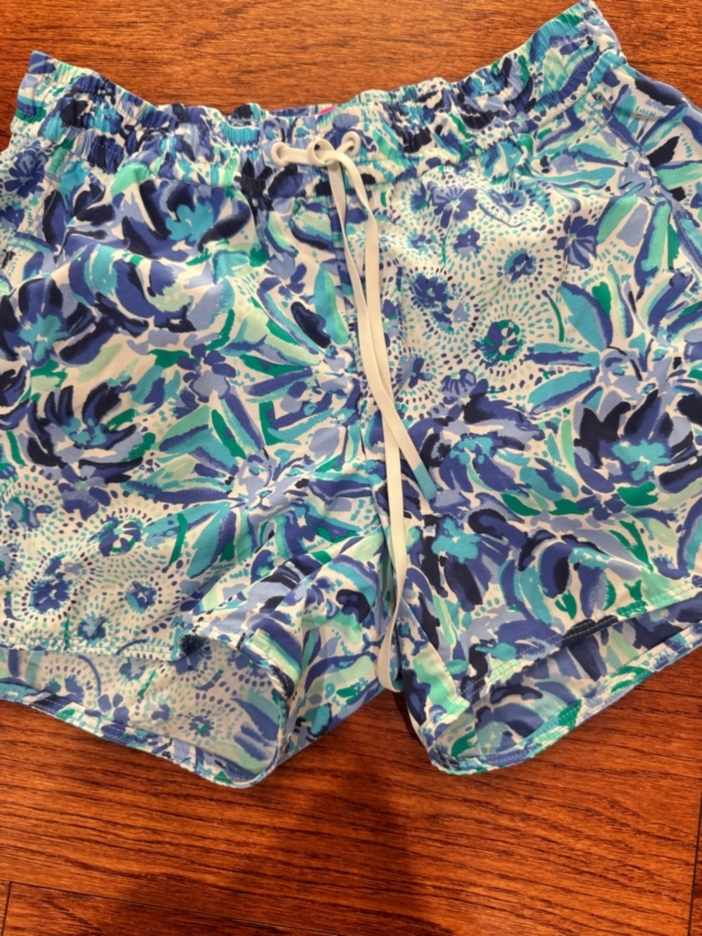 Lilly Pulitzer Swim/Athletic Shorts Size XS - Picture 2 of 7
